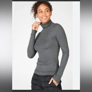 Fabletics Charcoal Long Sleeve Top